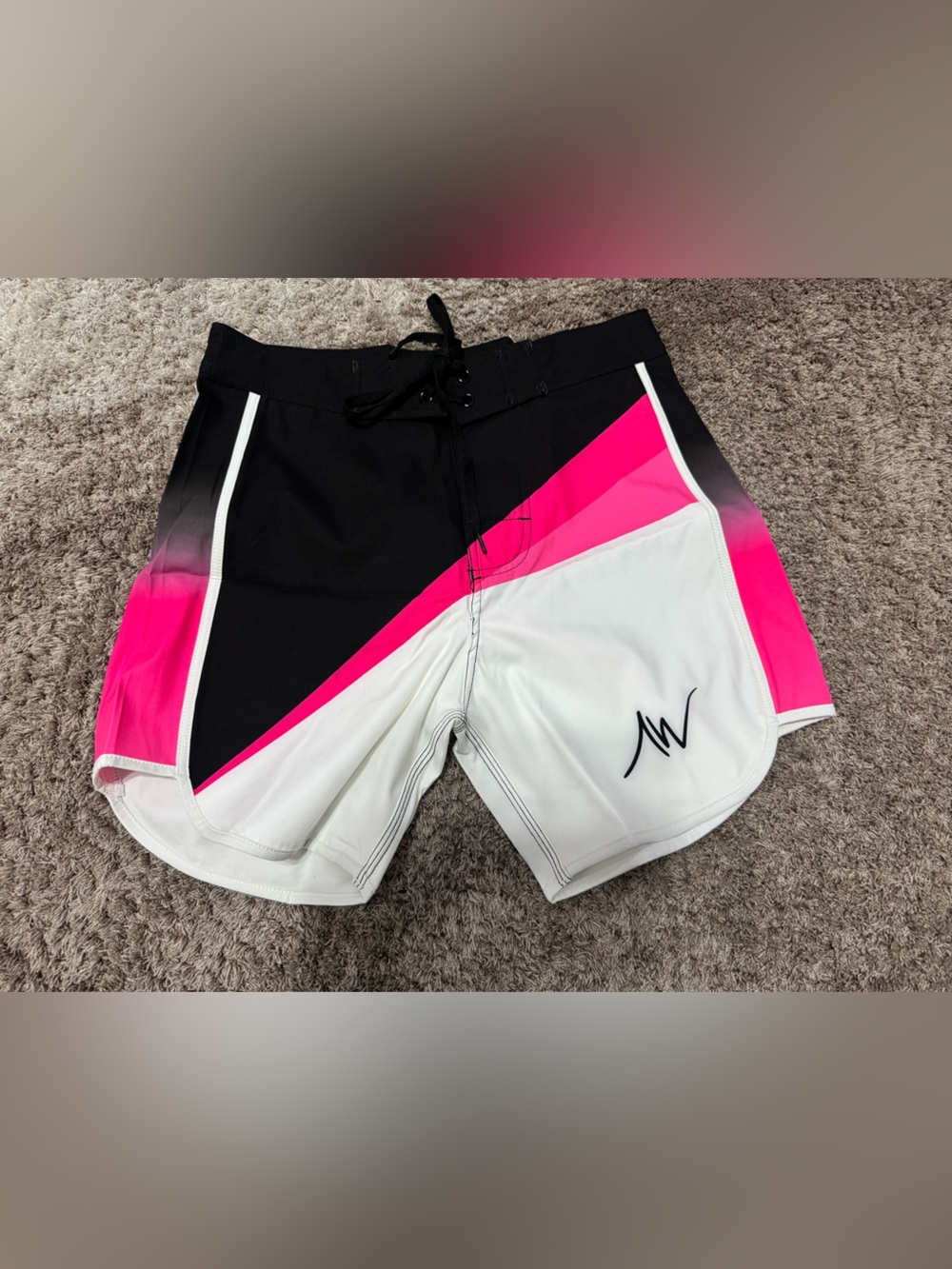 Alite wear shorts